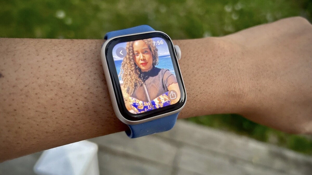 Photos app on the Apple Watch SE