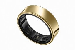 a gold samsung galaxy ring