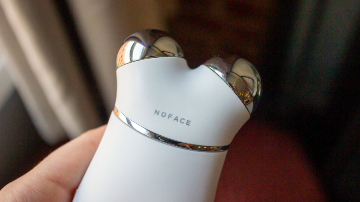 close-up shot of NuFACE microcurrent attachment