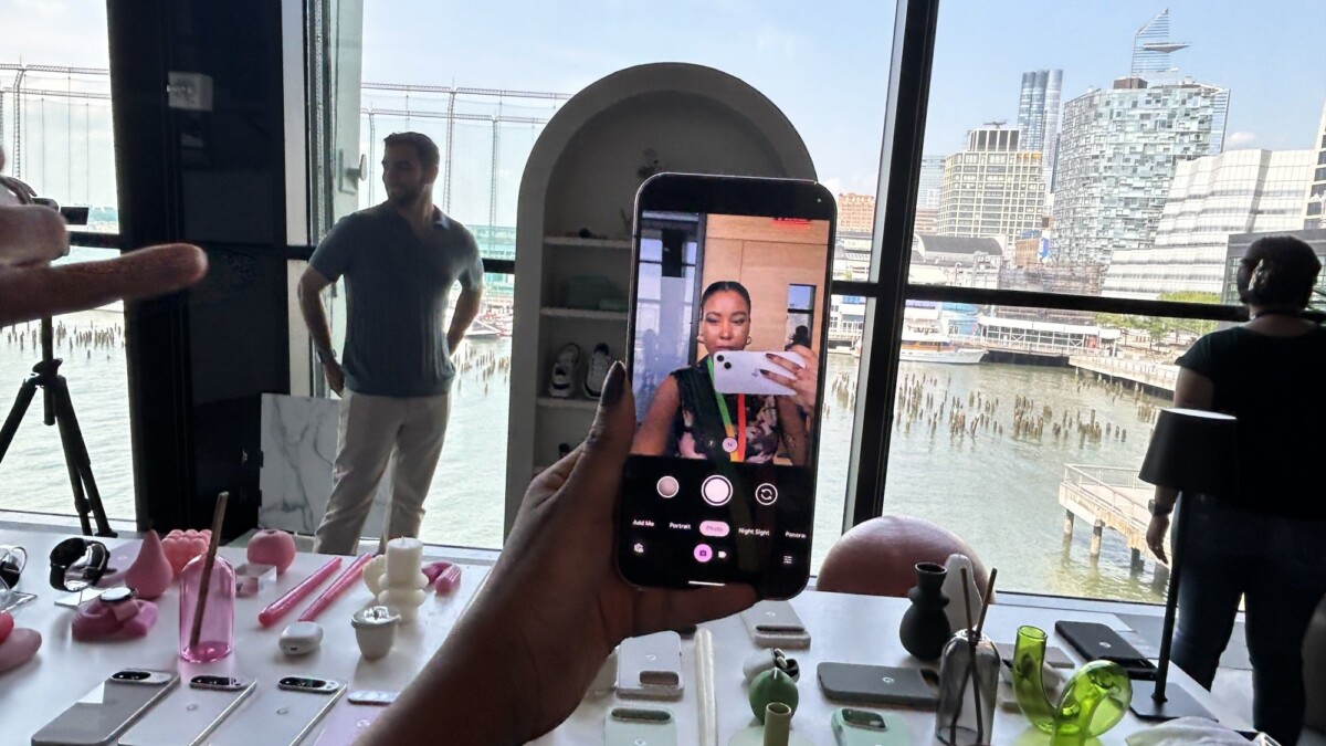 Selfie camera with Pixel 9 Pro XL