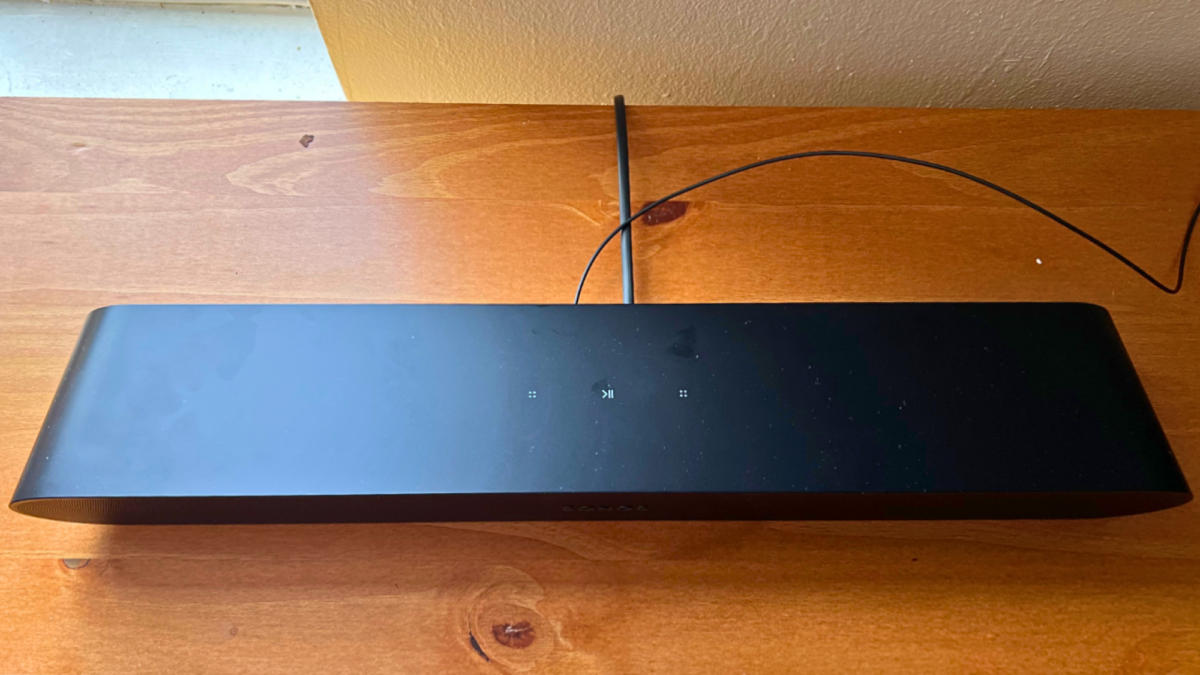 top view of sonos ray soundbar with control buttons