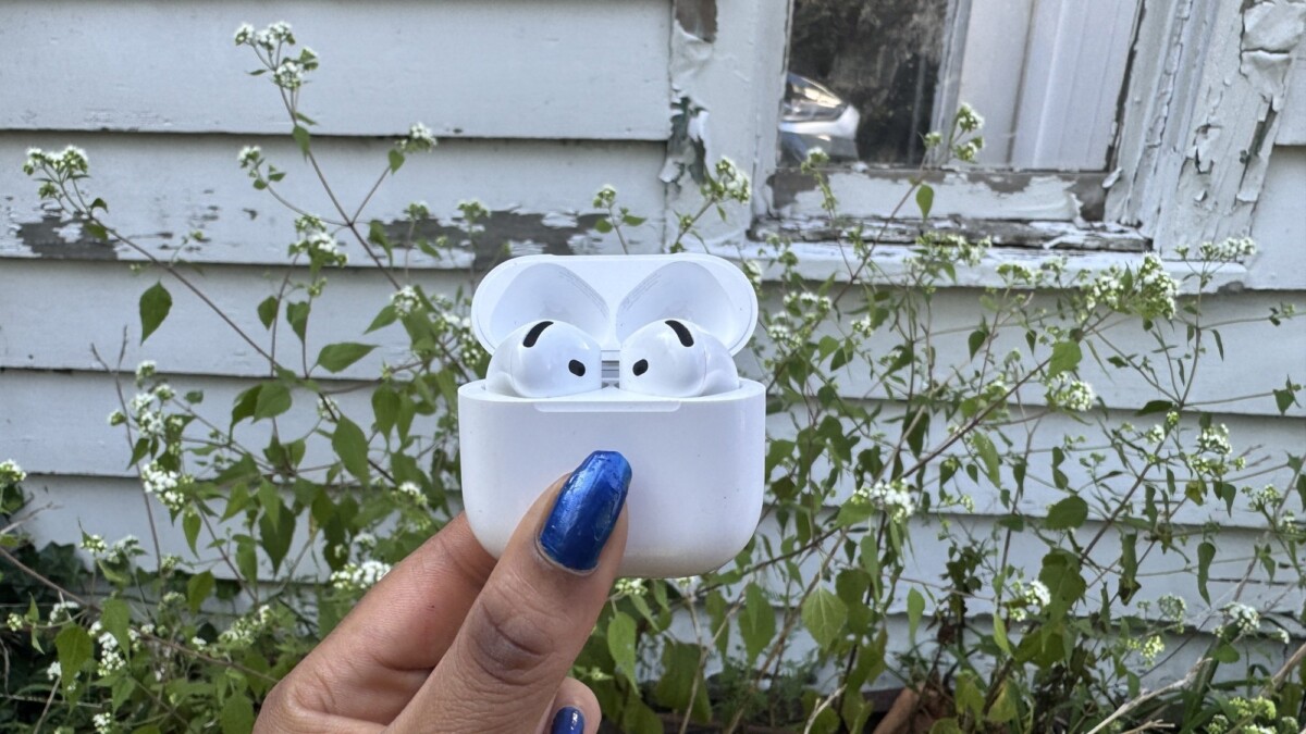 AirPods 4